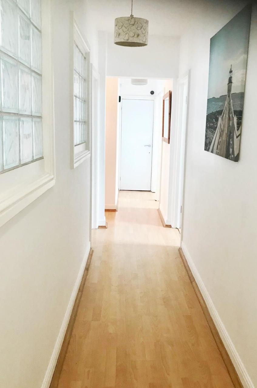 1 Fitzhamon Embankment Apartments Opposite Principality Stadium - Long Stay Offer Cardiff Exterior foto